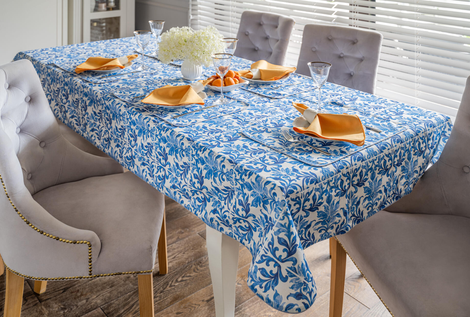 Obrus Majolica Blue w śródziemnomorski wzór