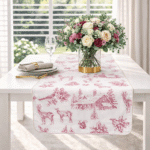 Dwustronny bieżnik w stylu francuskim Toile de Jouy Red Forest & Glen Check – 50 × 150 cm